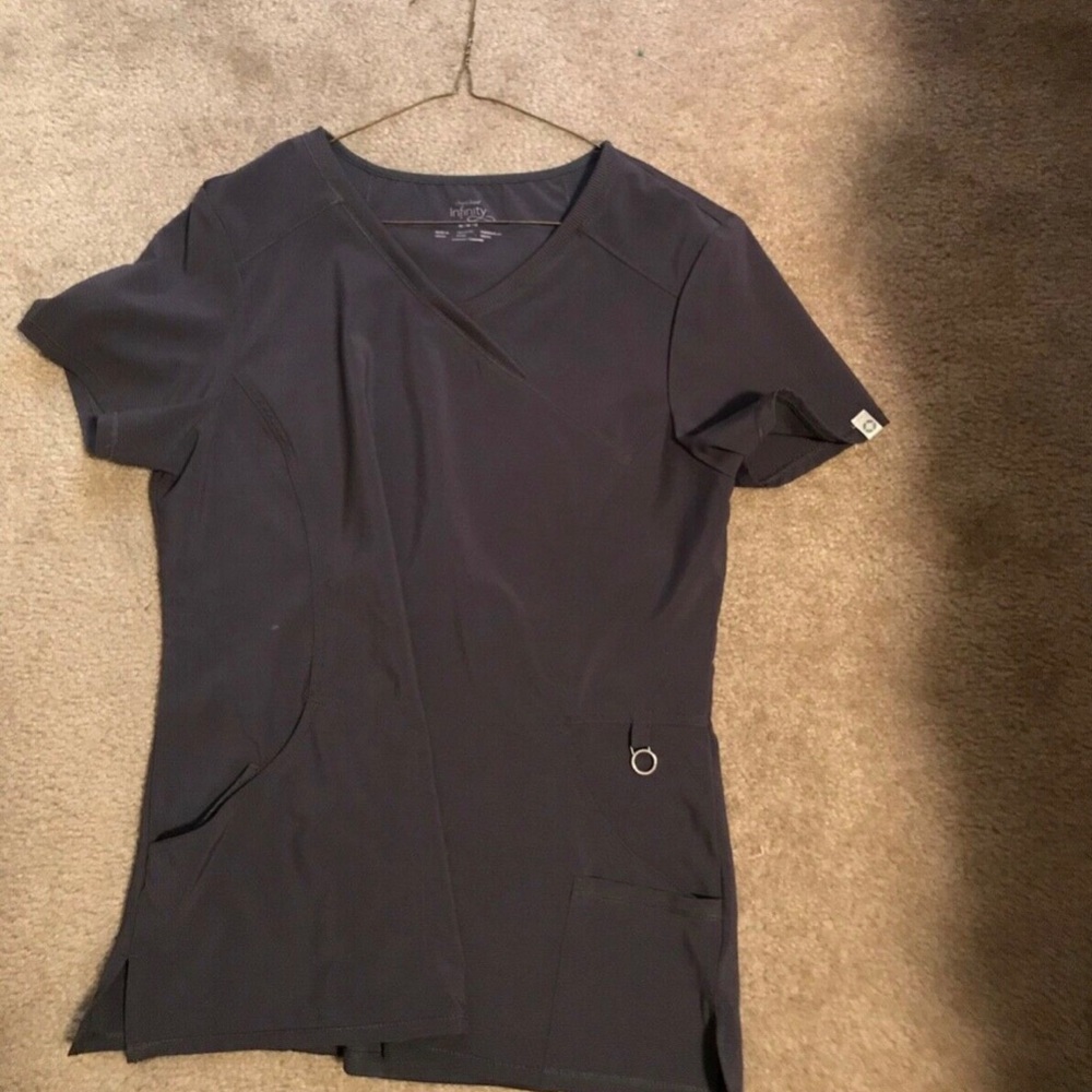 Gray medium scrub top Infinity